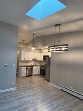Building Photo - 16 Echo Ct