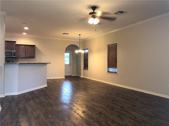 Building Photo - 2209 Bay Breeze Dr