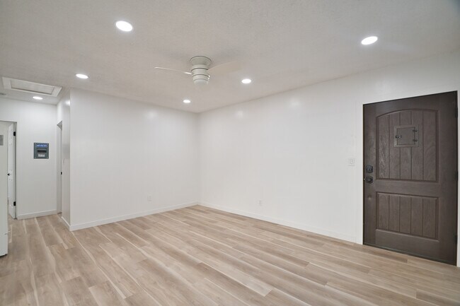 Building Photo - 18506 Grevillea Ave
