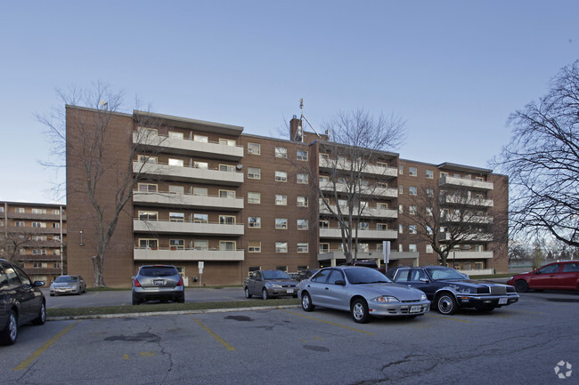 Building Photo - Roxdin Court