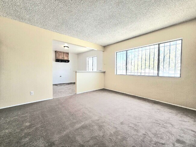 Foto del edificio - Welcome home to this charming and affordab...