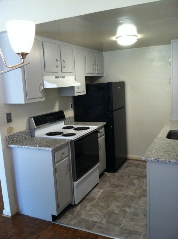 Cocina - 108 Windermere Ave