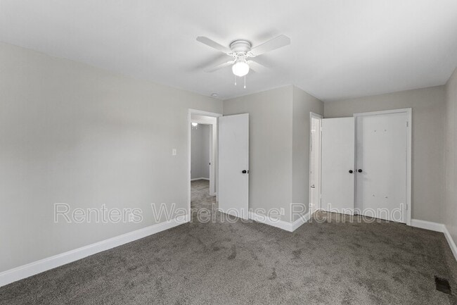Building Photo - 7802 Walkenhut Dr