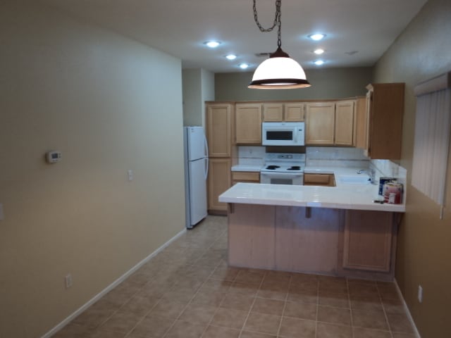 Building Photo - 756 Hardy Way