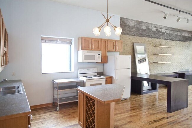 Foto del edificio - 523 Jackson St