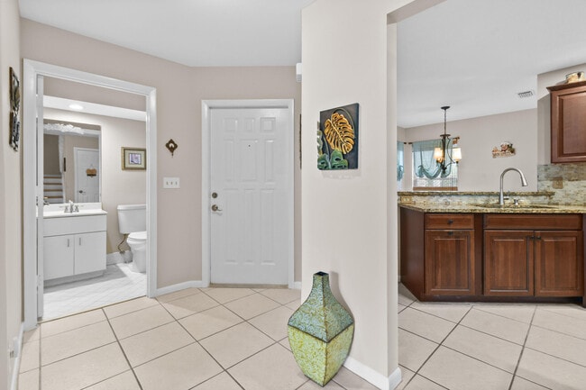 Building Photo - 1003 Ocean Dunes Cir