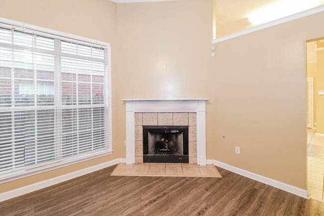 Foto del edificio - 8691 Overcup Oaks Dr
