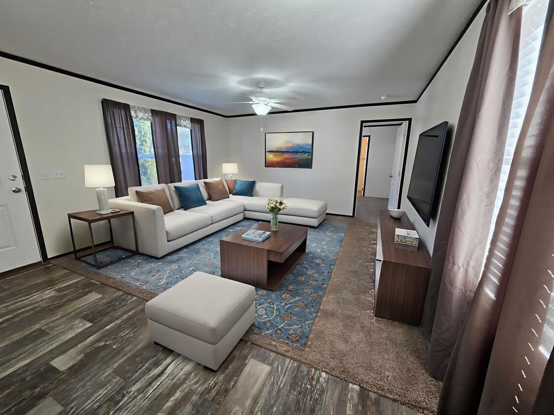 Primary Photo - 3727 Birch St