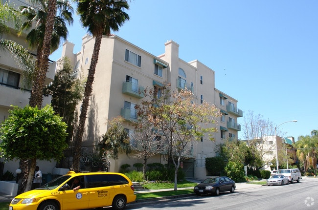 Building Photo - Berendo Apartments