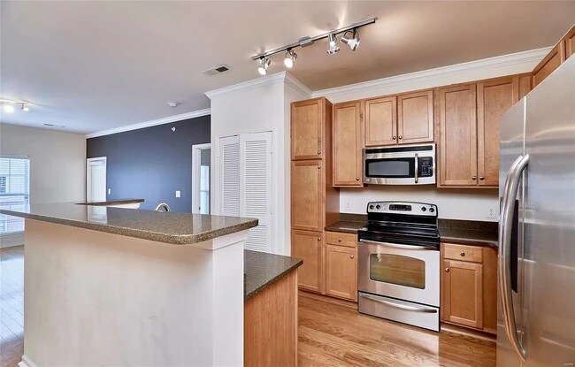 Building Photo - 1251 Strassner Dr