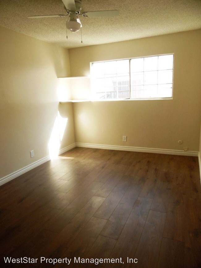 Building Photo - 419 W Lohart Ave