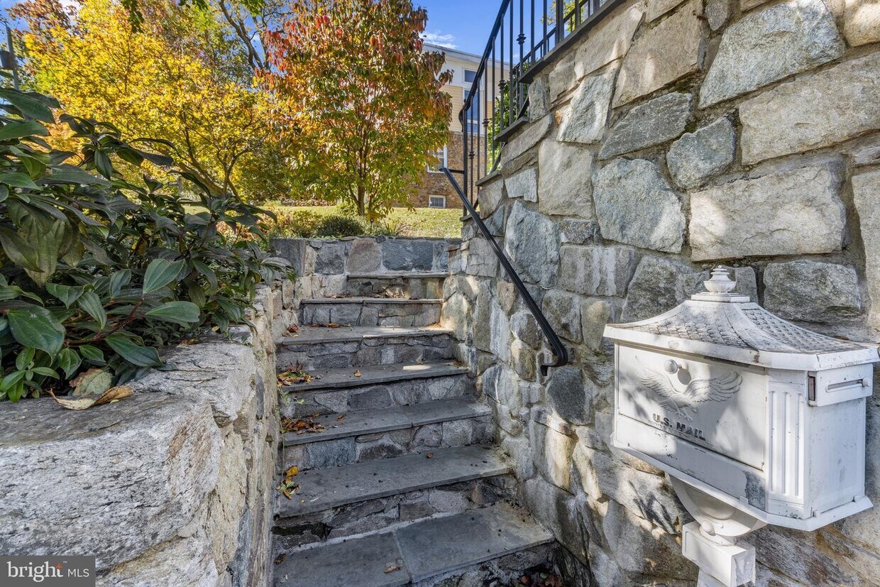 Foto principal - 4208 23rd St N