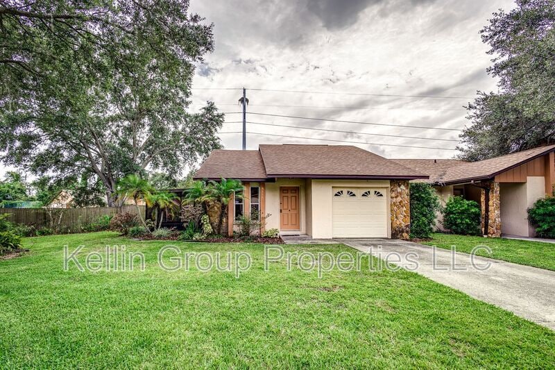 Primary Photo - 5111 Cimarron Dr