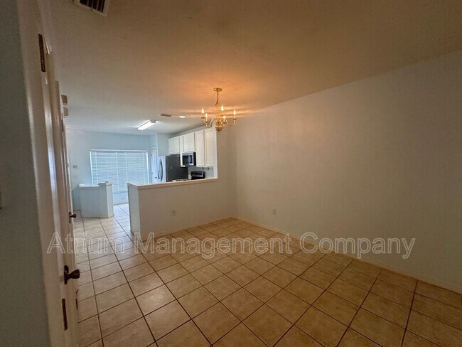 Foto del edificio - 1387 Hampton Park Ln