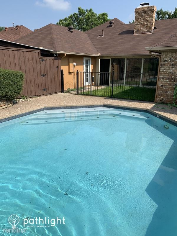 Building Photo - 4 br, 3 bath House - 4415 Silverthorn Driv...