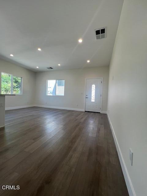 Foto del edificio - 10507 Helendale Ave