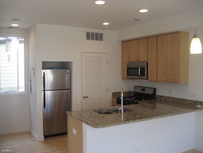 Foto del edificio - 1409 W 19th St