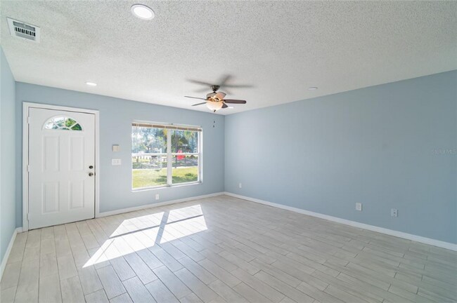 Foto del edificio - 2002 N St Vincent St