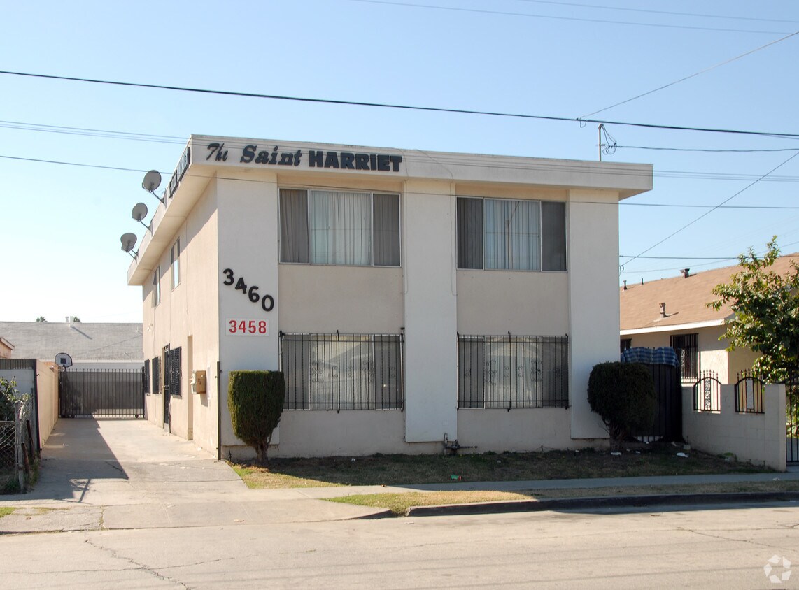 Primary Photo - 3458 W 67th St