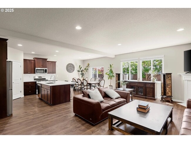 Family room - 16954 NW Antonio St