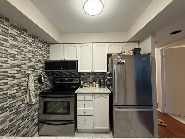 Building Photo - 1 Hickory Tree Rd