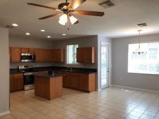 Building Photo - 2757 S Evergreen Cir