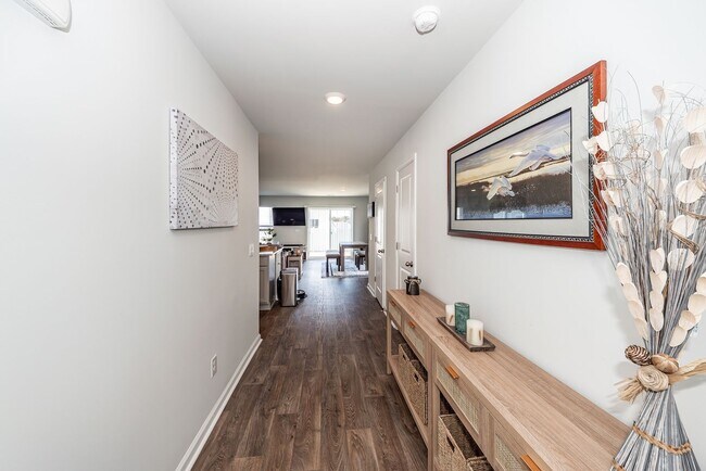 Foto del edificio - 3 Bedroom, 2.5 Bathroom Townhome in Carolina Groves - Moncks Corner