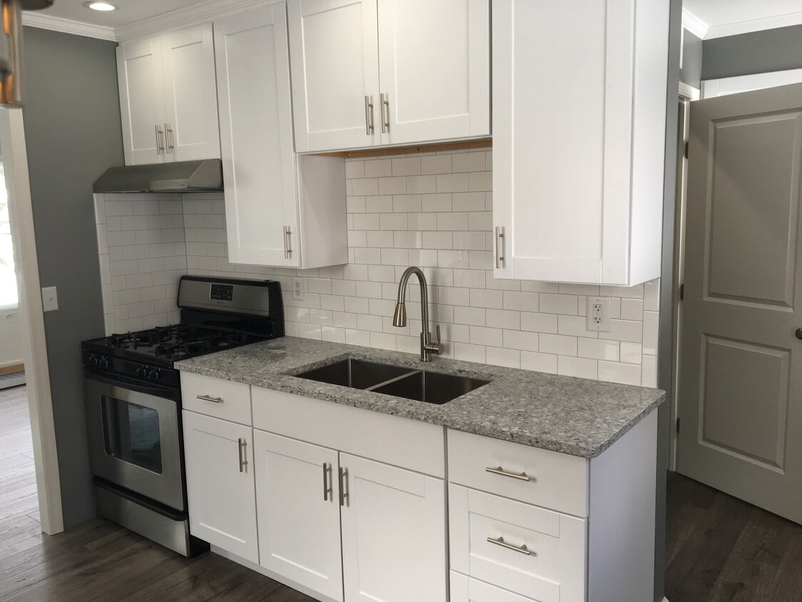 82 Sherwood Ave, ster, NY 14580 House Rental in ster, NY