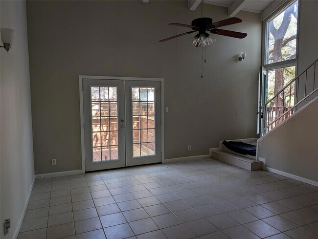 Foto del edificio - 3300 Clawson Rd