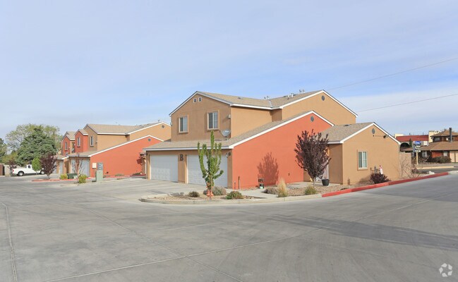 Foto del edificio - 11910 Menaul Blvd NE