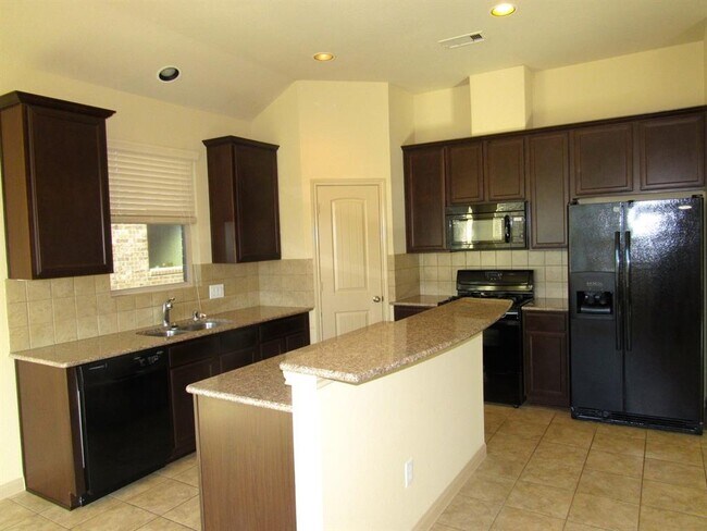 Foto del edificio - 21506 Bridge Light Ln
