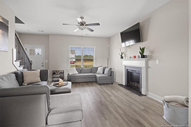 Building Photo - 229 Turkey Trot Ln
