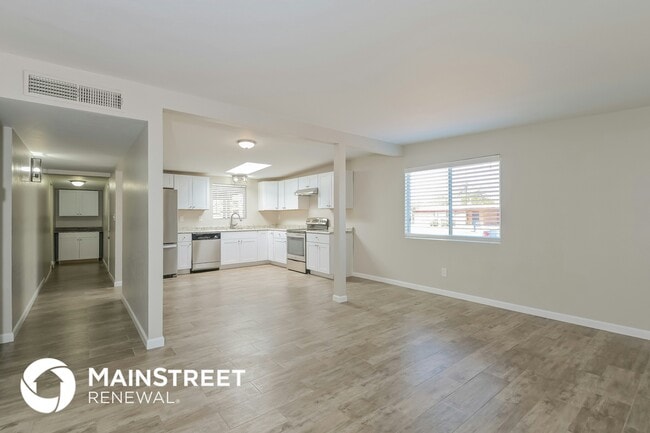Foto del edificio - 6974 E 45th St