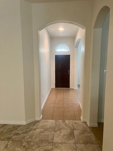 Foto del edificio - 3018 Wellington Pass Dr