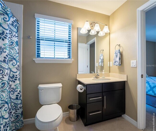 Building Photo - 5128 Bay Isle Cir