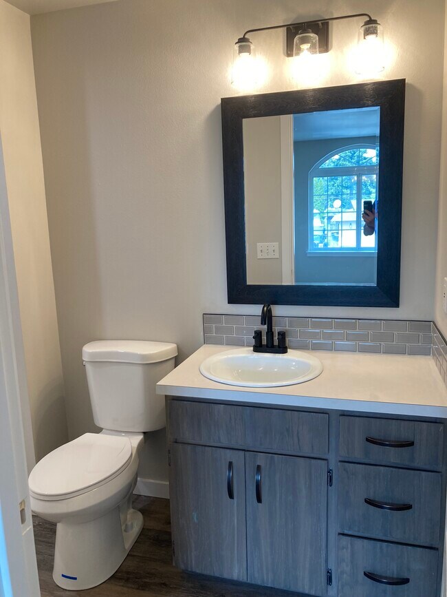 Foto del edificio - 620 27th Ave SE