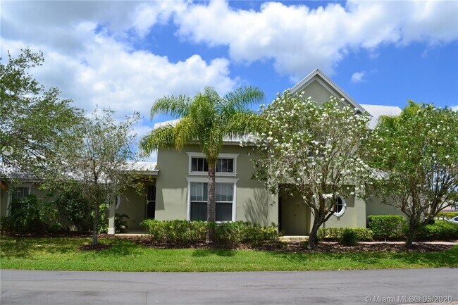 Foto del edificio - 10451 SW Academic Way