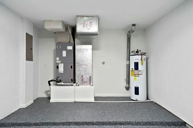 Foto del edificio - 1056 Staghorn St