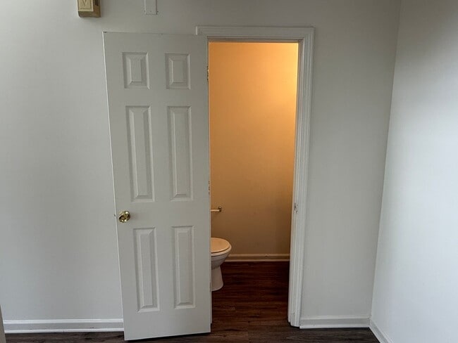 Foto del edificio - 4411 Canipe Dr