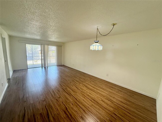 Building Photo - 3700 S Osprey Ave