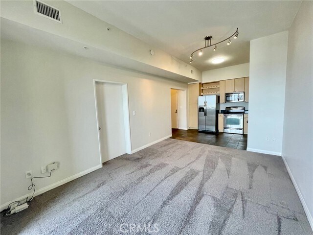 Building Photo - 488 E Ocean Blvd