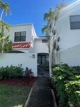 Building Photo - 20900 Leeward Ct