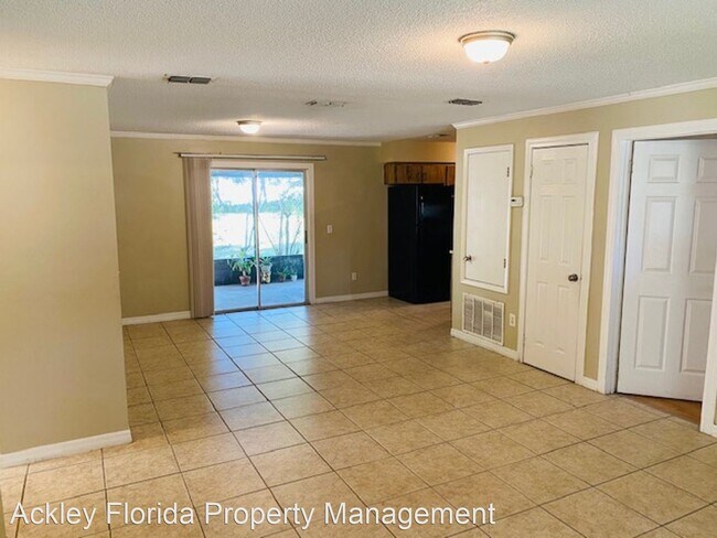 Foto del edificio - 3 br, 2 bath House - 428 Aural Lane