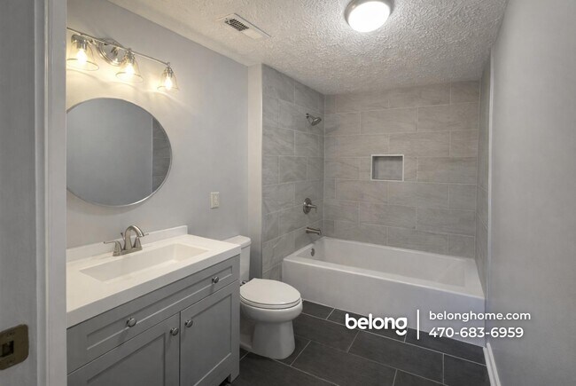 Foto del edificio - 512 Bentley Pl