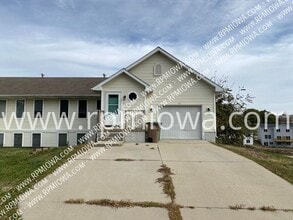 Building Photo - 141 Christie Ln