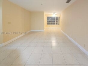 Building Photo - 3310 Pinewalk Dr N