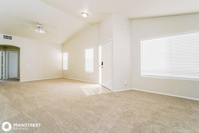 Foto del edificio - 8157 N Midnight Way, Tucson, AZ 85741