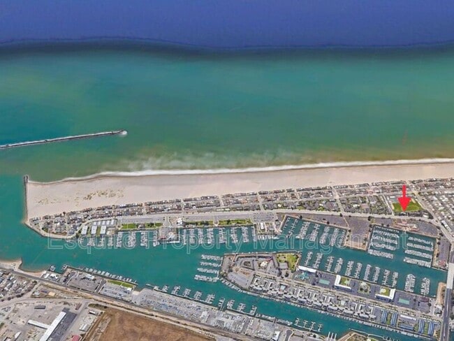 Foto del edificio - 2847 Harbor Blvd