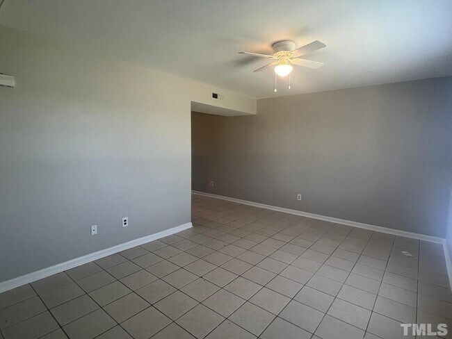 Foto del edificio - 34 Futrell Rd