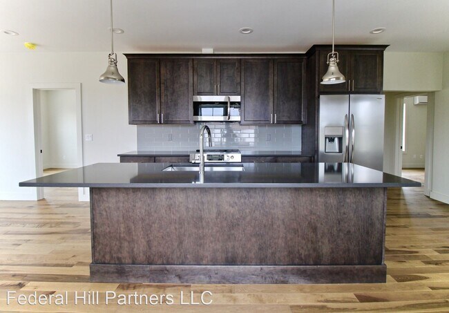 Building Photo - 408 Atwells Ave